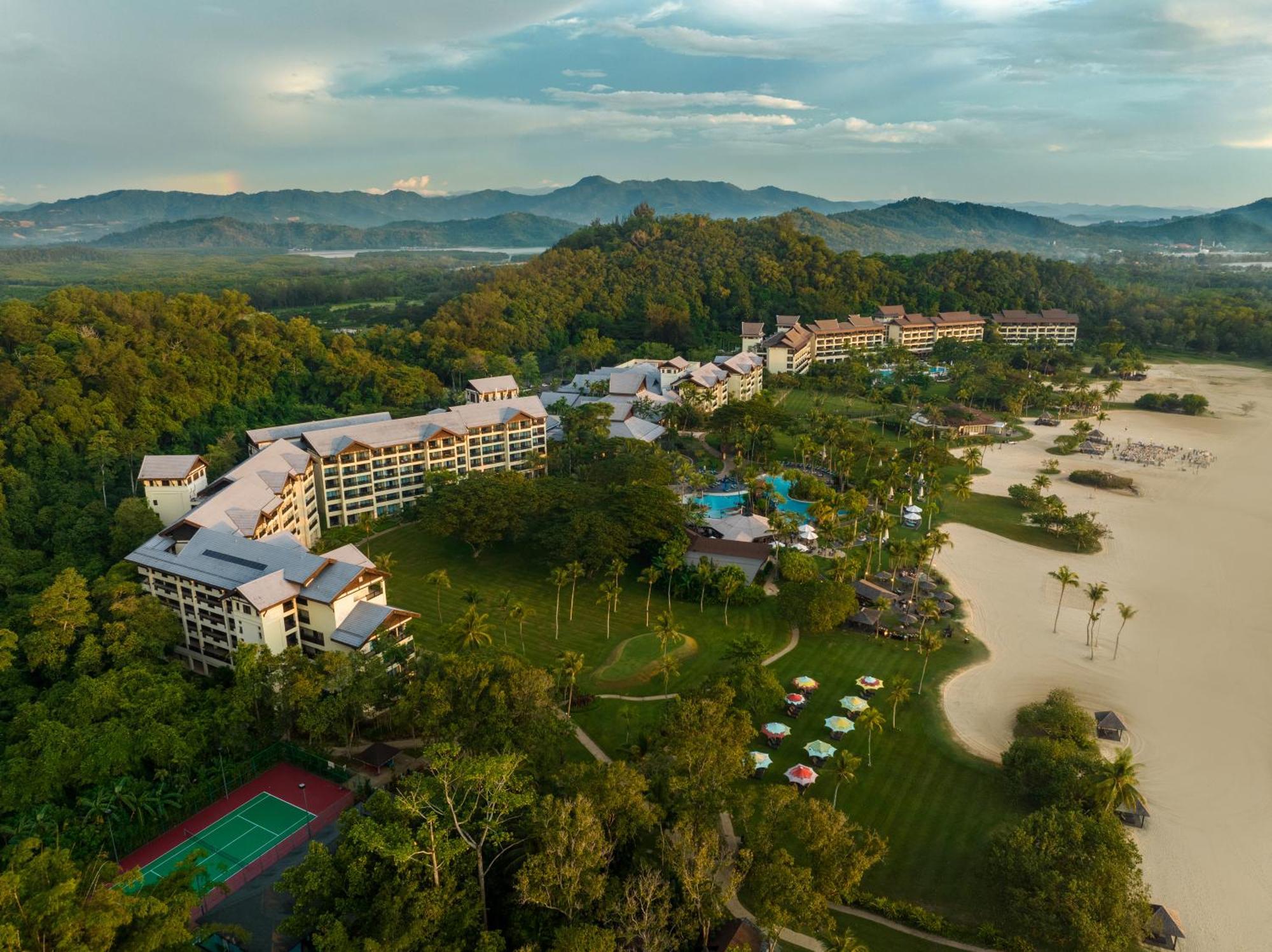 Shangri-La Rasa Ria, Kota Kinabalu Exterior photo Aerial view of the resort